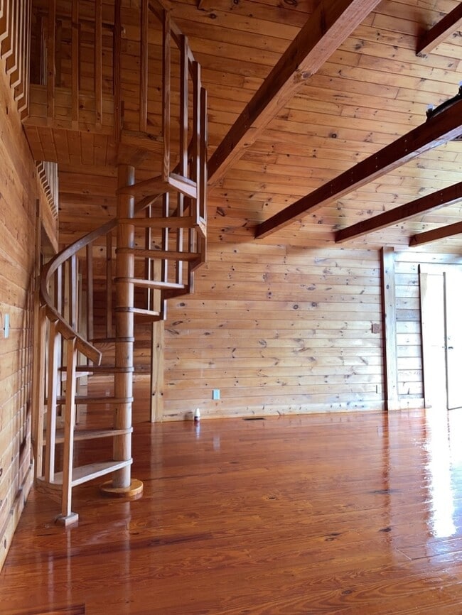 Building Photo - Piedmont Home for Rent
