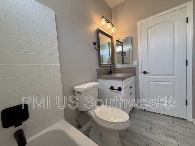 Building Photo - 1530 Jose Ave