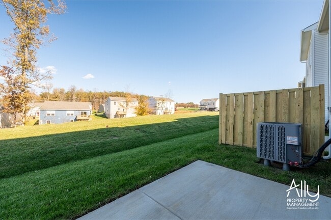 Building Photo - 44 Sophie Kathryn Dr