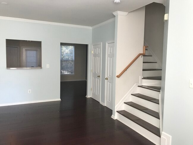 Primary Photo - 67 Harbour Heights Dr