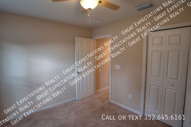 Building Photo - 11302 SW 62nd Cir