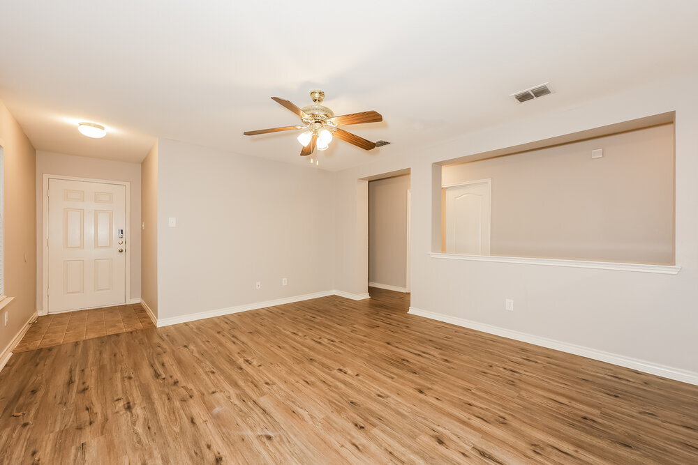 Building Photo - 1172 Tomahawk Dr