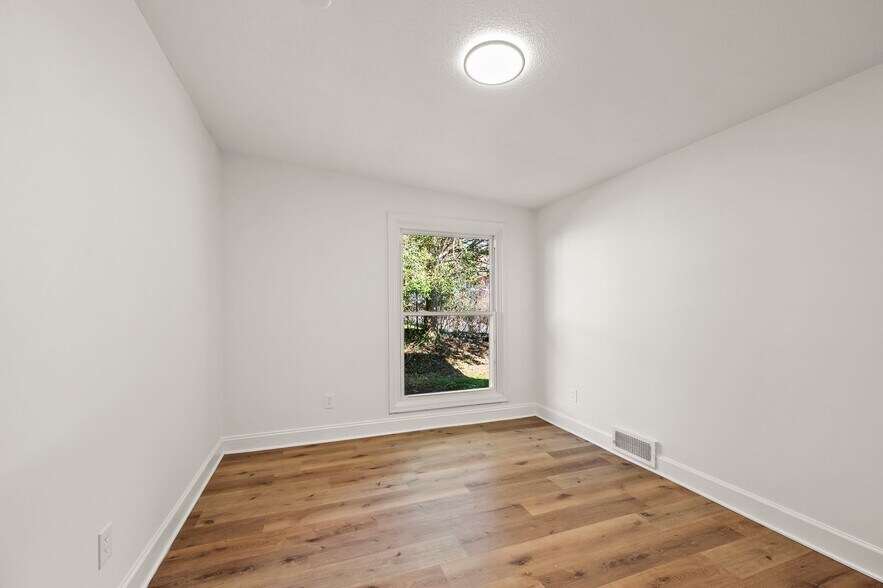 Building Photo - 3761 Avera Ave