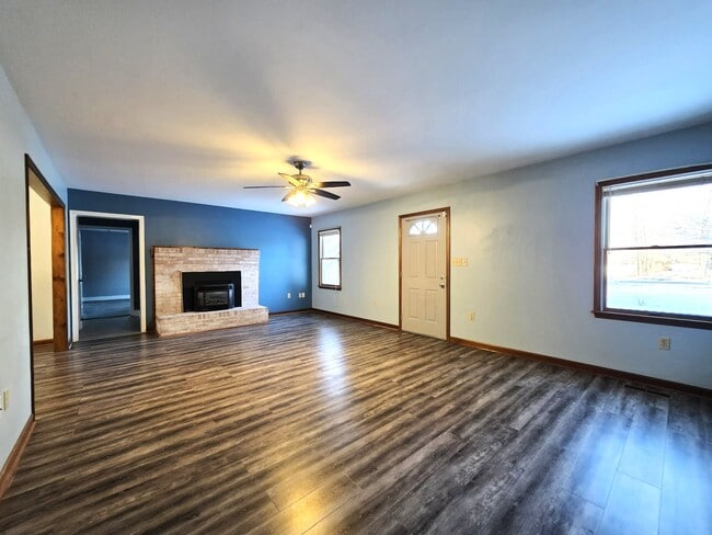 Building Photo - 29325 W Line Rd