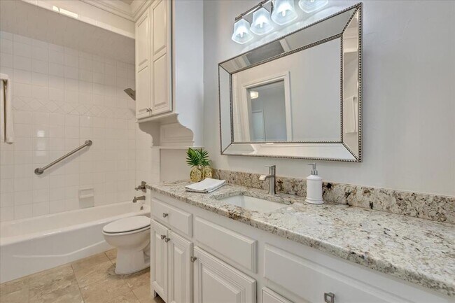 Building Photo - 6313 Glenbrook Ct