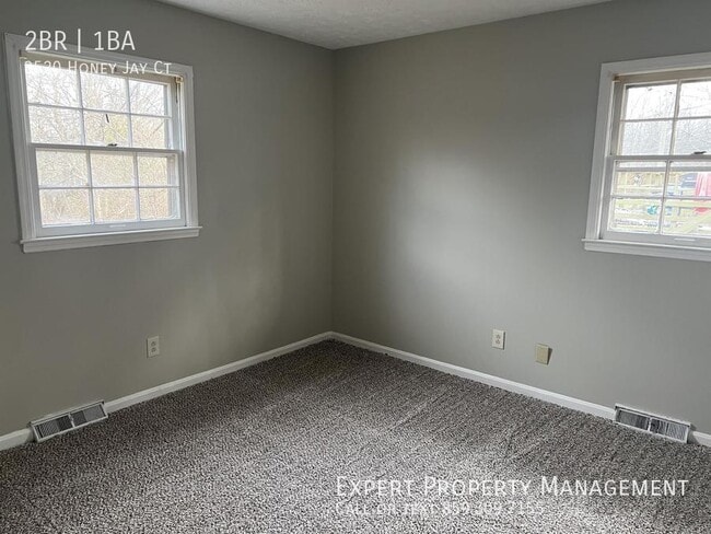 Building Photo - 3520 Honey Jay Ct