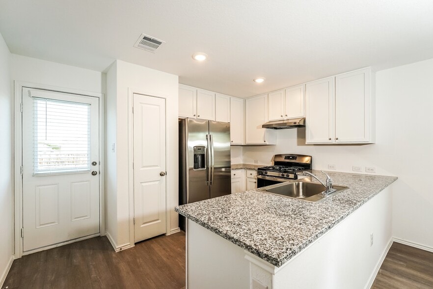 Building Photo - 7382 Cultivator Way