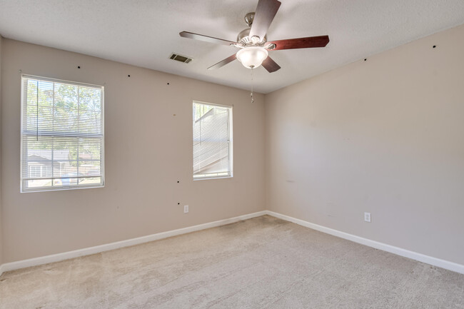 Building Photo - 436 Belglade Rd