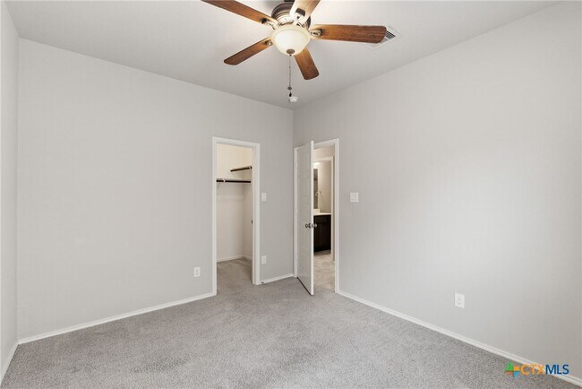 Building Photo - 2940 Coral Way