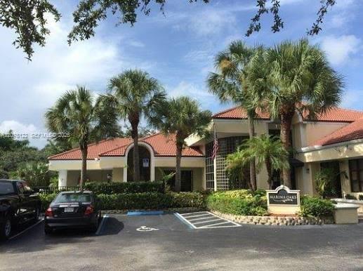 Building Photo - 2550 SW 18th Terrace