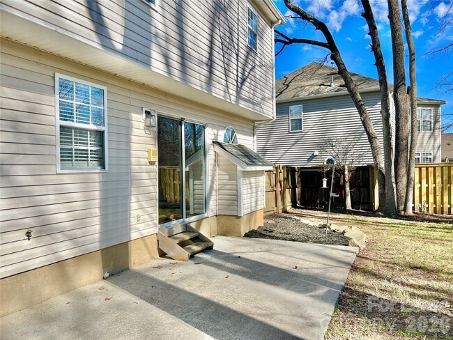 Building Photo - 4010 Suttle Pl