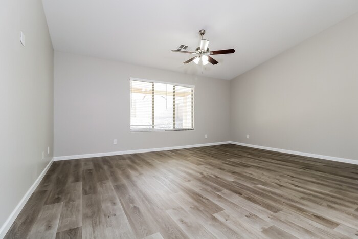 Building Photo - 22996 W Papago St