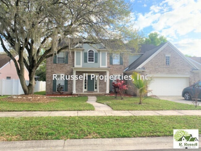 Primary Photo - Pool Home!!! 4 bedrooms and 2.5 bath singl...
