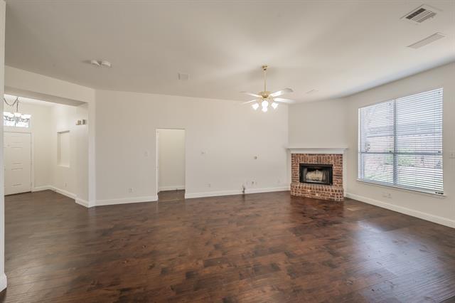 Building Photo - 1075 Port Sullivan Dr