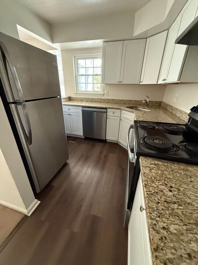 Building Photo - 2 Bed 2 Bath Condo in Council Rock School District