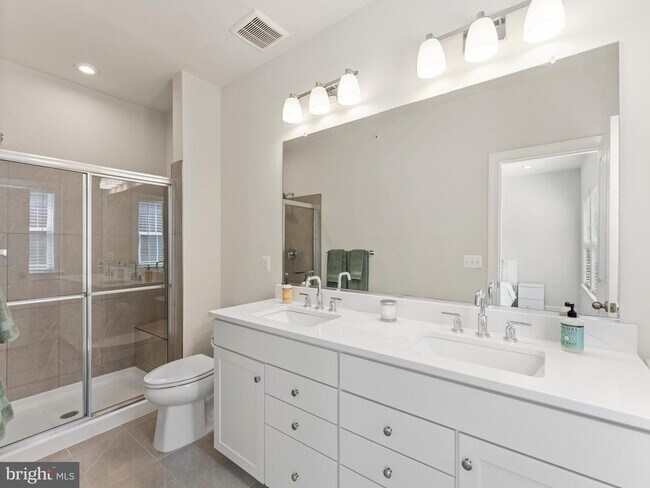Building Photo - 2841 Hokie Ln