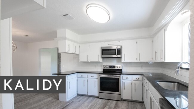 Building Photo - 12809 Buckboard Rd