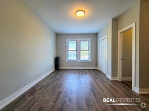 Building Photo - 0 bedroom in CHICAGO IL 60625