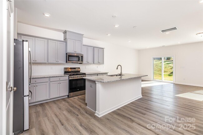 Building Photo - 3160 Lilac Grove Dr