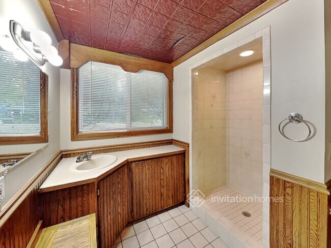 Building Photo - 3720 Roseberry Pl