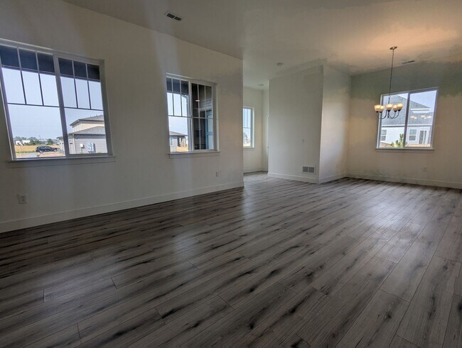 Building Photo - BRAND NEW HOME FOR RENT IN TIMNATH TRAILSI...