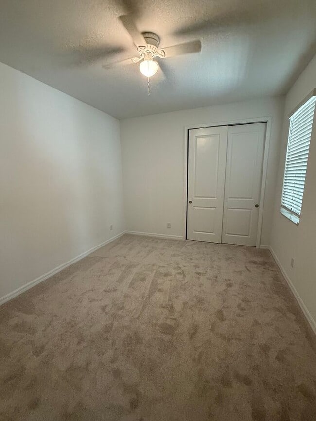 Building Photo - 2BR 2BA Home w/ Quartz Island Kitchen + Pond View Lanai + 2-Car Garage in Lakewood Ranch