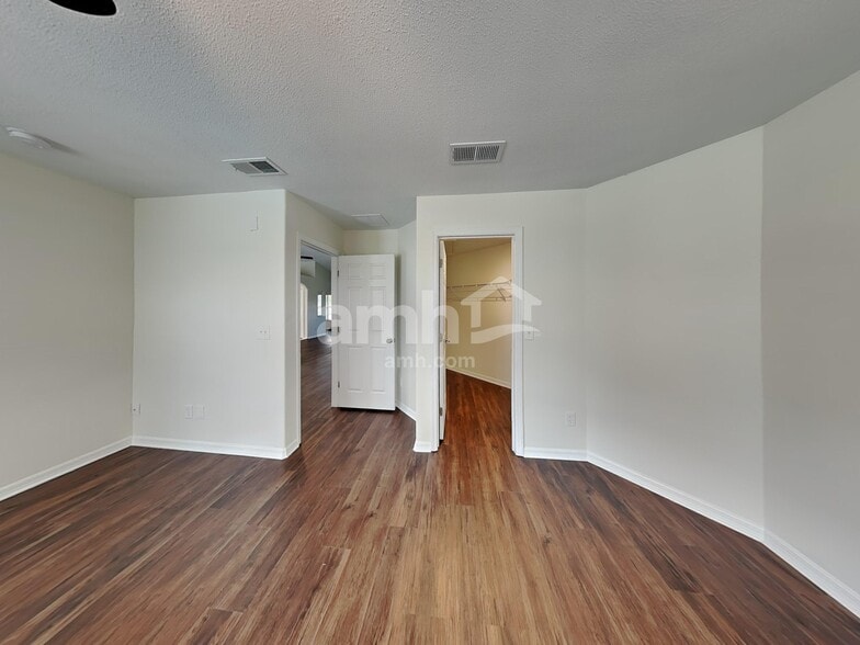 Building Photo - 4004 Malickson Dr