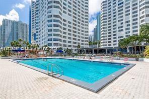 Building Photo - 905 Brickell Bay Dr