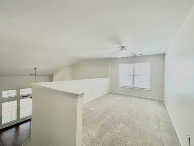 Building Photo - 340 Pintail Ct