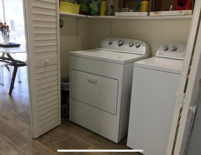 Landry area - 6735 Saint Clair Ave