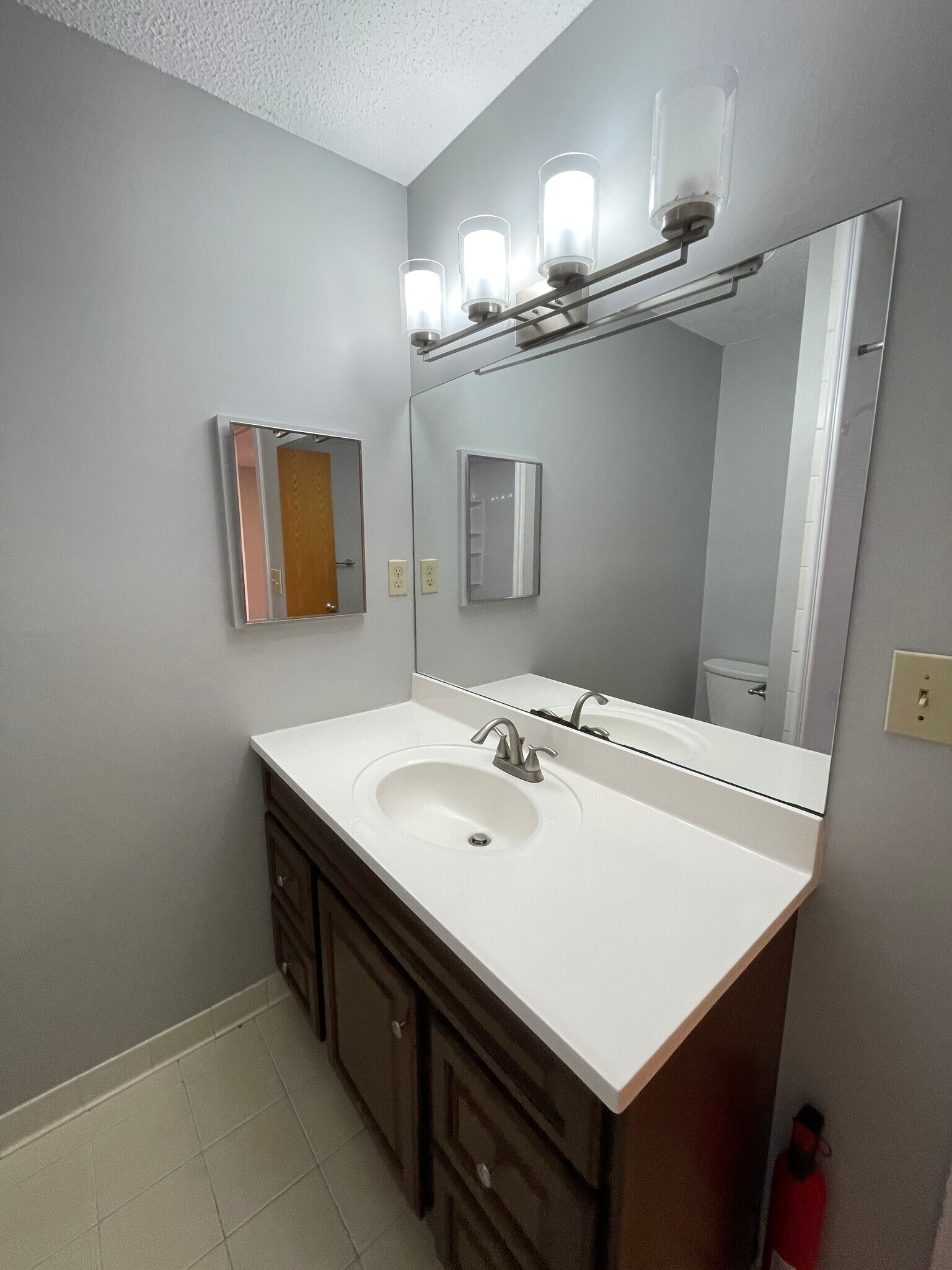 Building Photo - 1850 Beacon St