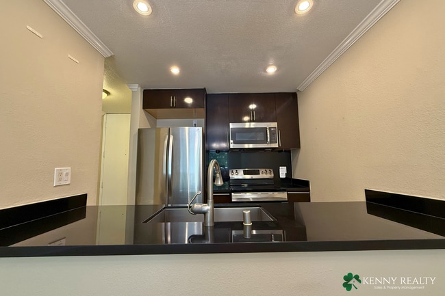 Building Photo - Charming 1-Bedroom with Resort-Style Amenities in San Bruno