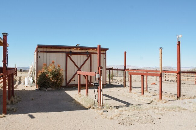 Building Photo - 1381 Soledad Ave