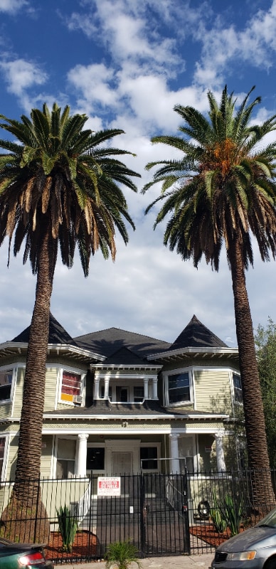 Building Photo - 743 S Burlington Ave