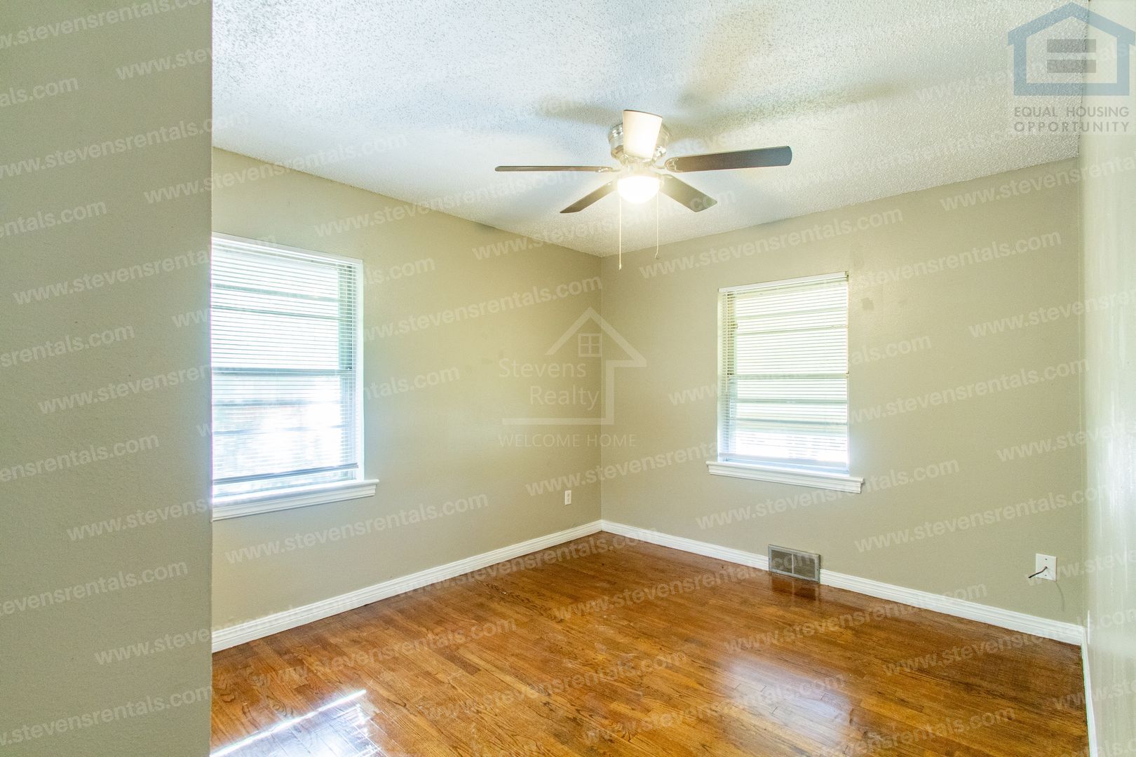 Building Photo - 2205 NW Smith Ave