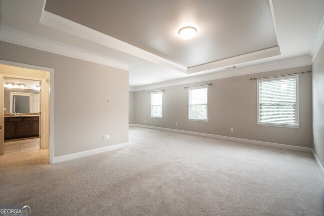 Building Photo - 2483 Norwood Dr SE