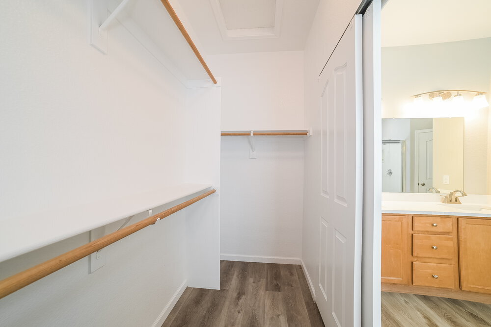 Building Photo - 6605 W Range Mule Dr