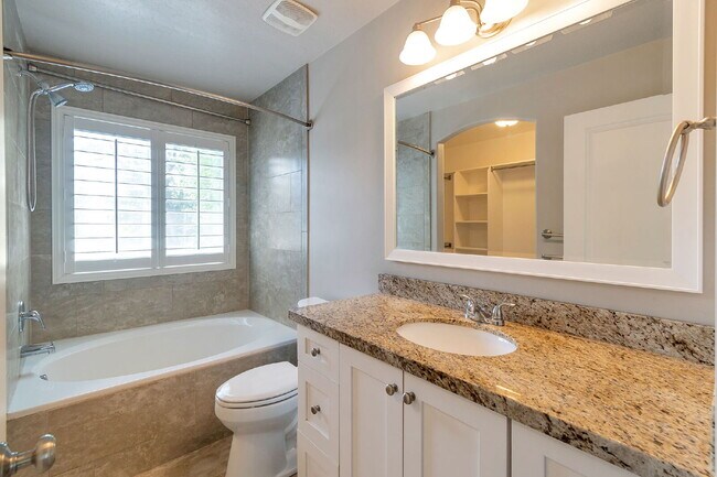 Building Photo - Available Now | American Fork, UT | 5 Bed | 3 Full Bath | Single-Family Home