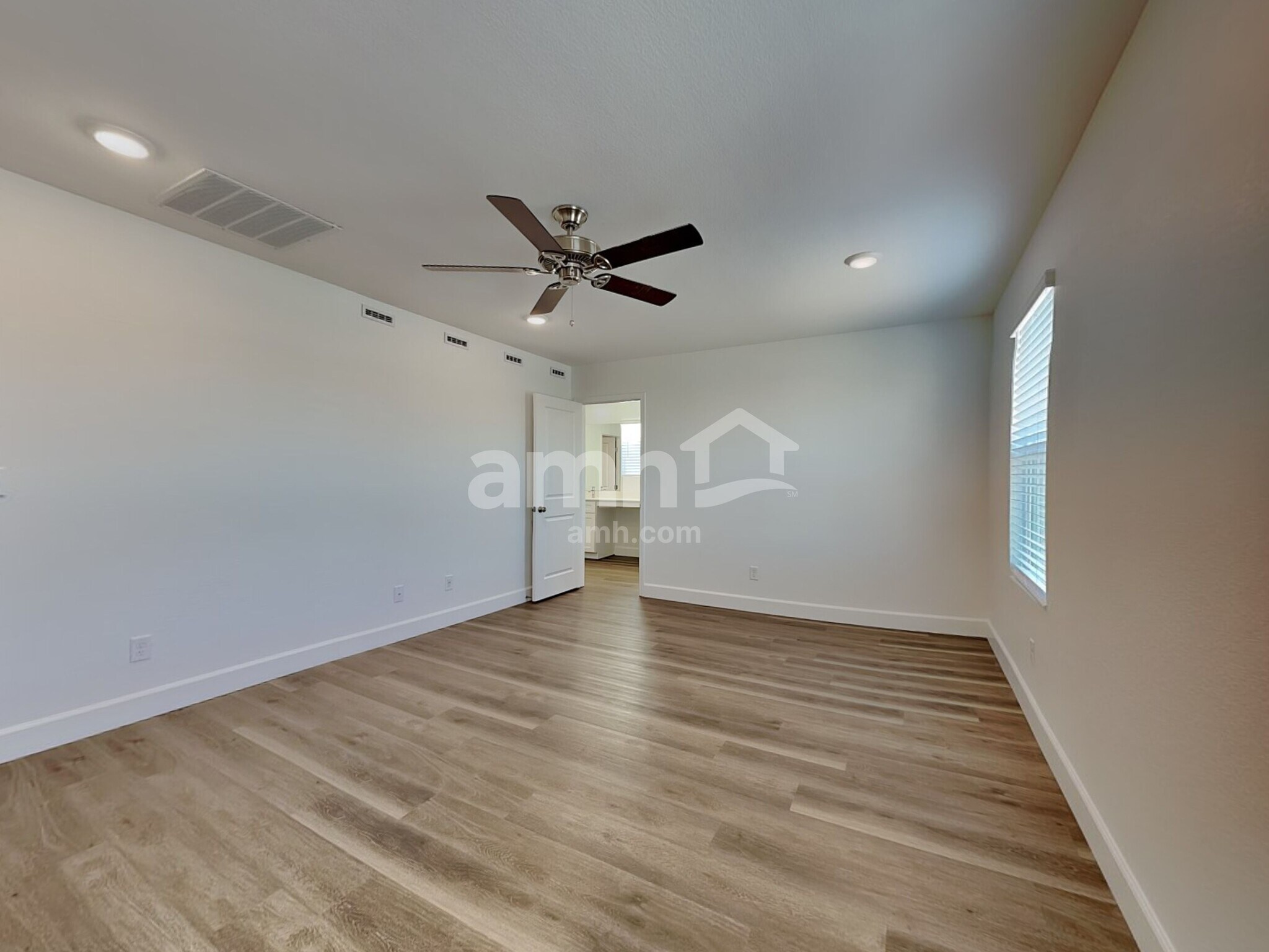 Building Photo - 9236 River Owl Ct