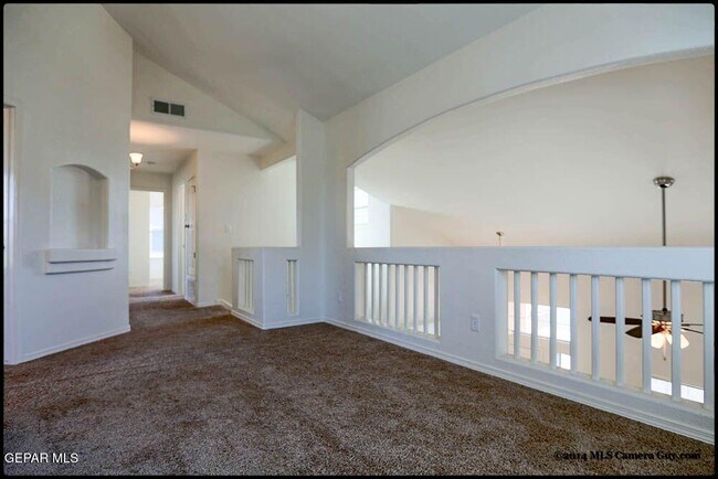 Building Photo - 1345 Fito Hernandez St