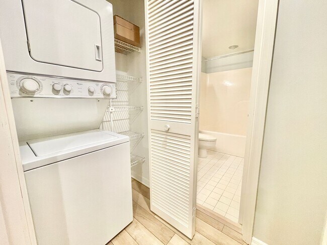 Building Photo - Application Under Review - 2 BR 2 Bath Con...