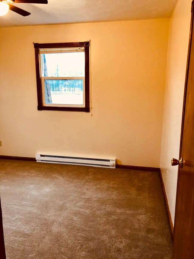 Building Photo - 416 Housel Craft Rd