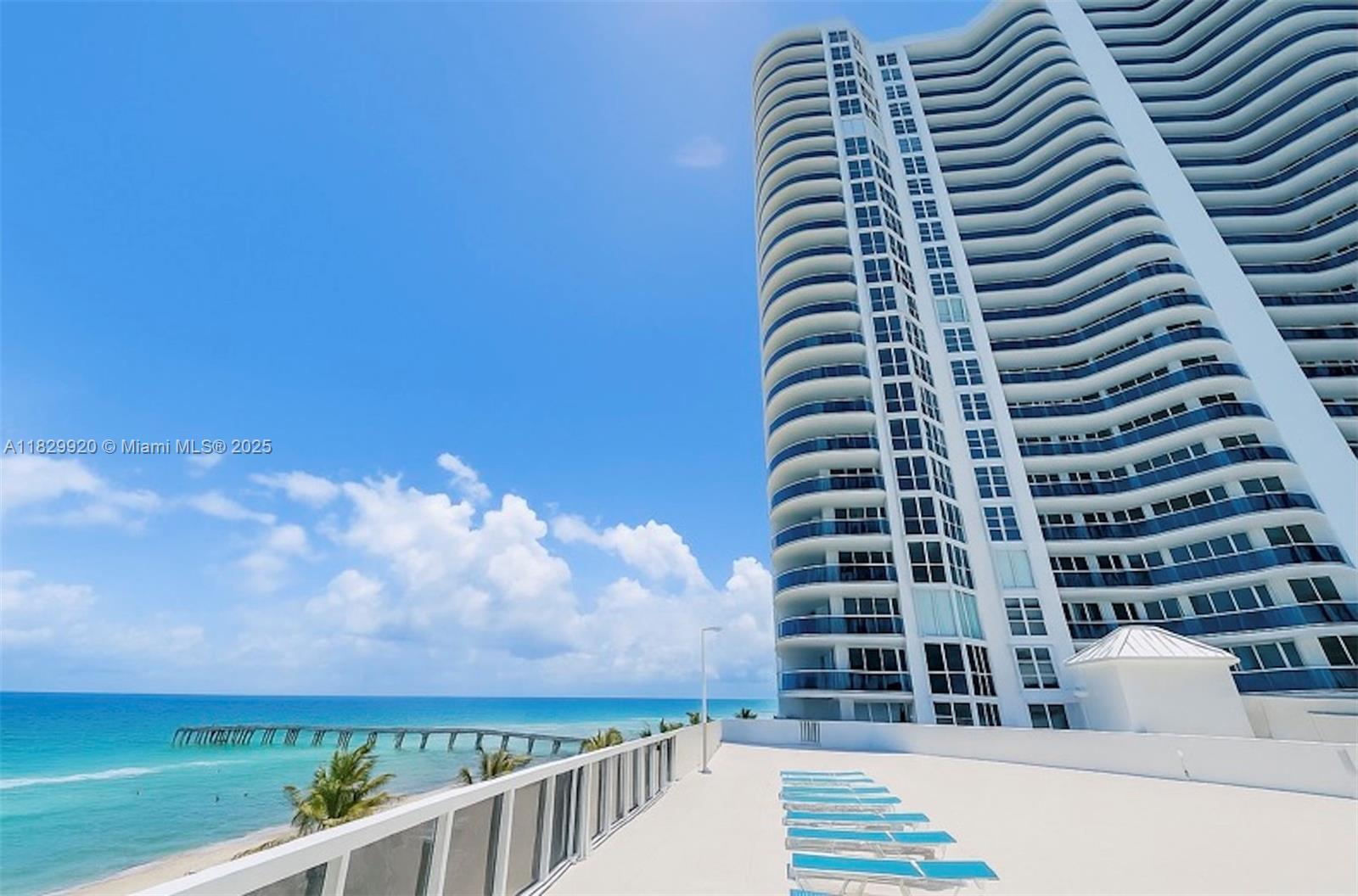 Building Photo - 16711 Collins Ave