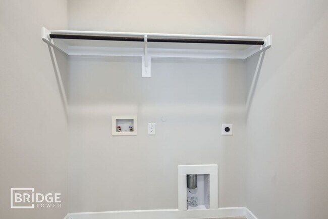 Building Photo - B1- Buffalo Plan