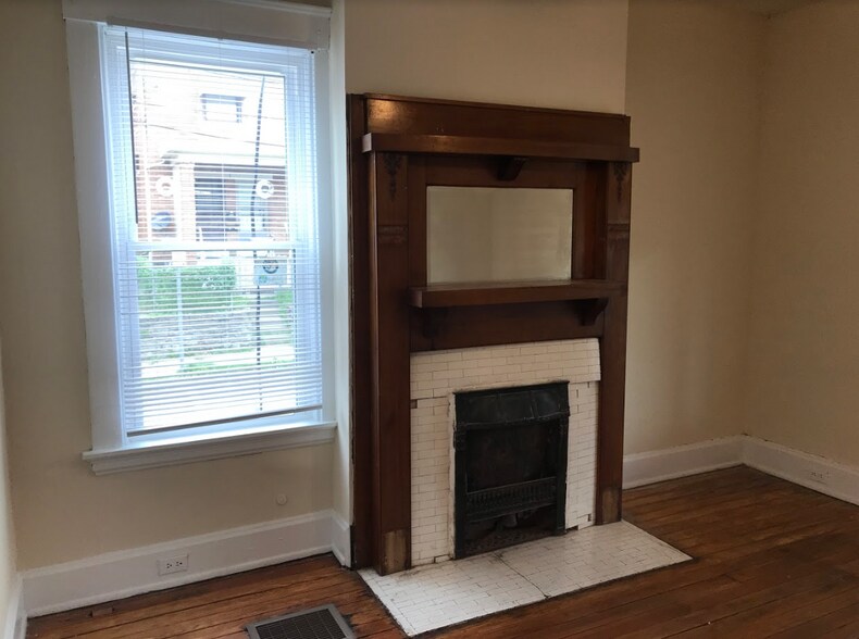 Building Photo - 2323 Moerlein Ave