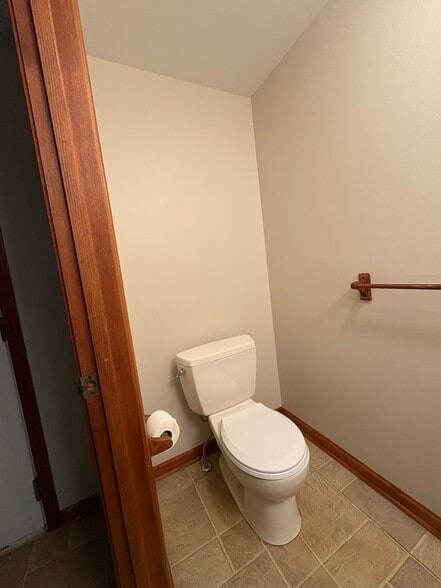 Building Photo - 25 Winspear Rd