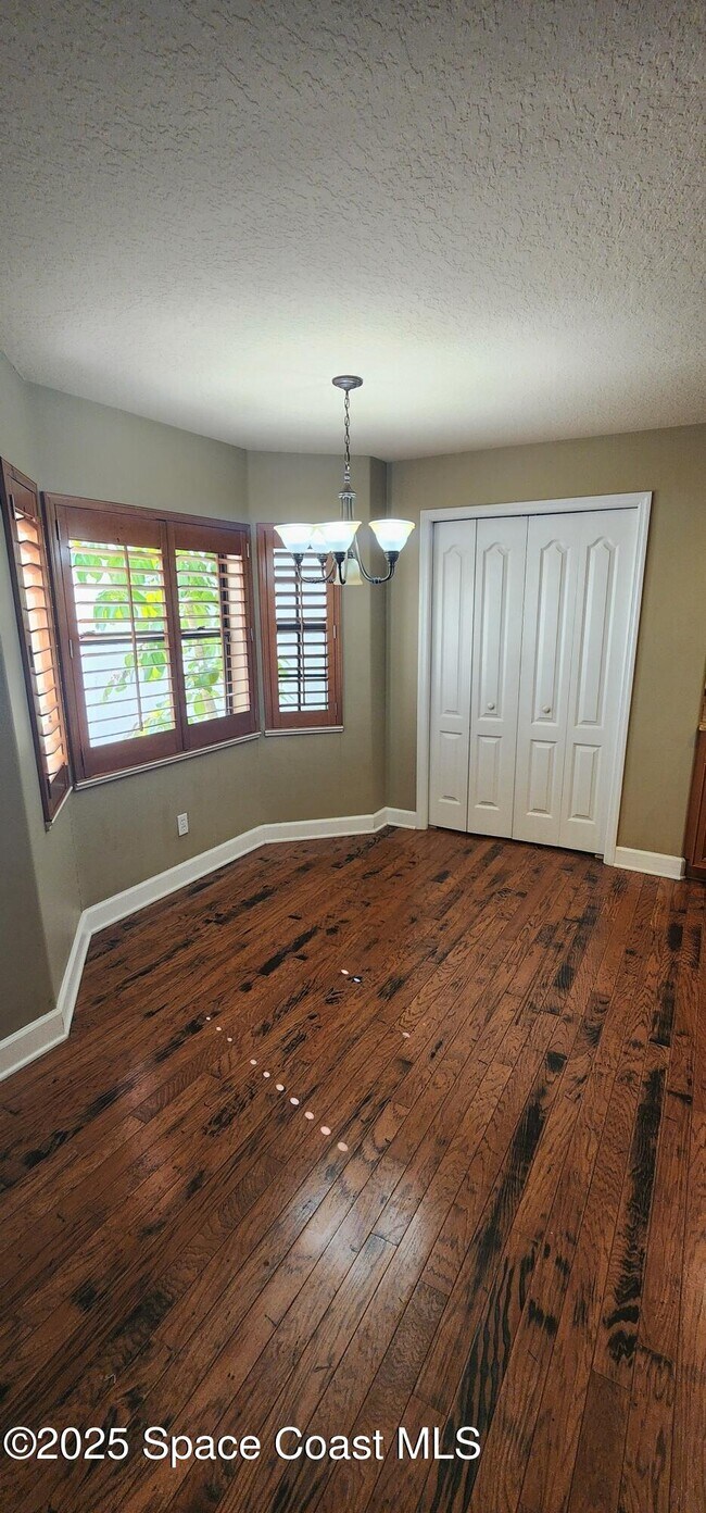 Building Photo - 2577 Sykes Creek Dr