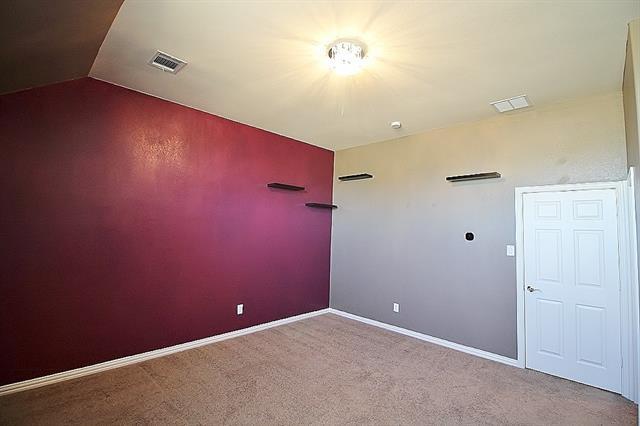 Building Photo - 110 White Oak Ln