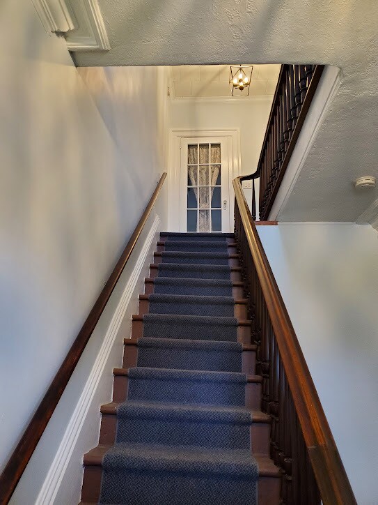 Building Photo - 1724 Monsey Ave