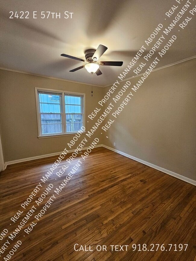 Building Photo - 2422 E 57th St